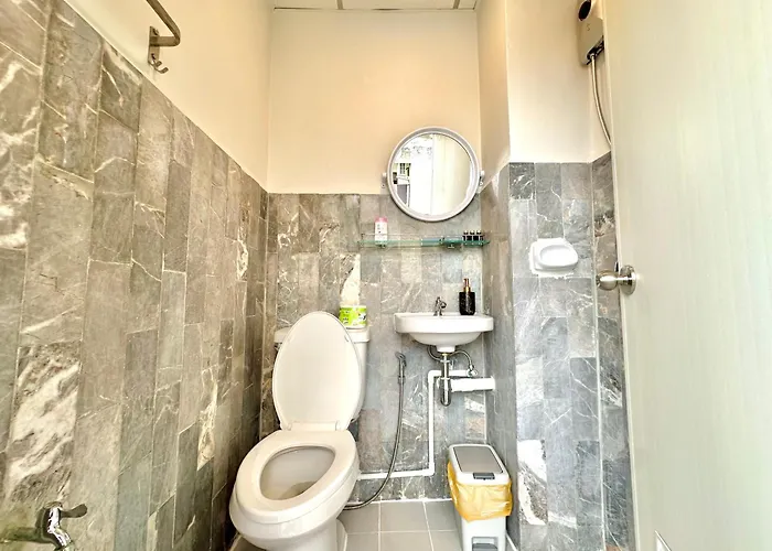 Modern Thai Hideout