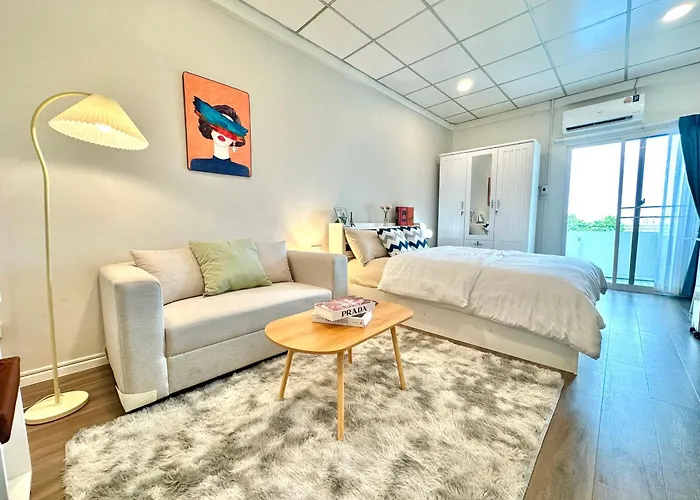 Modern Thai Hideout Appartamento